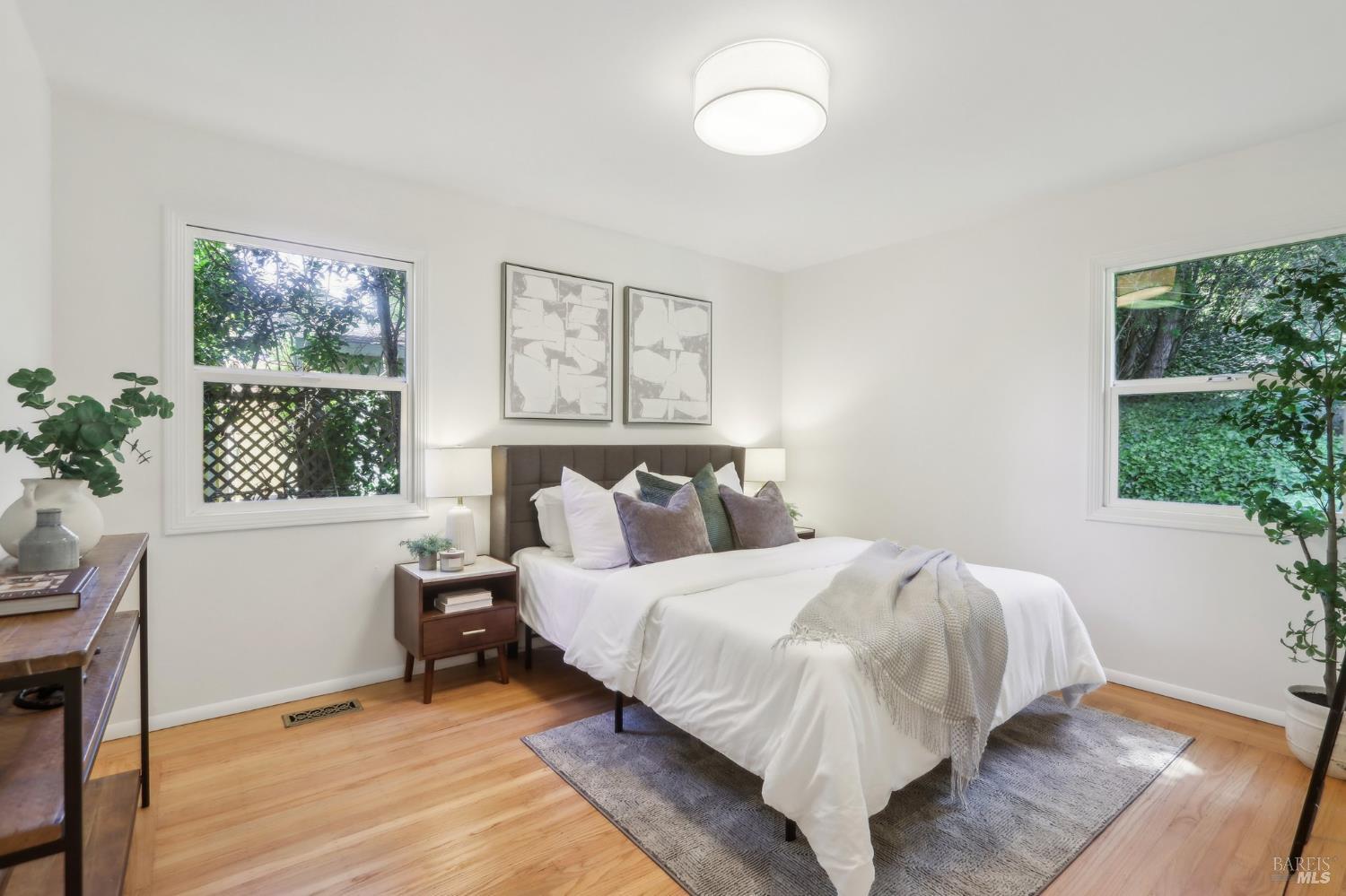 Detail Gallery Image 22 of 60 For 1400 High School Rd, Sebastopol,  CA 95472 - 3 Beds | 2 Baths