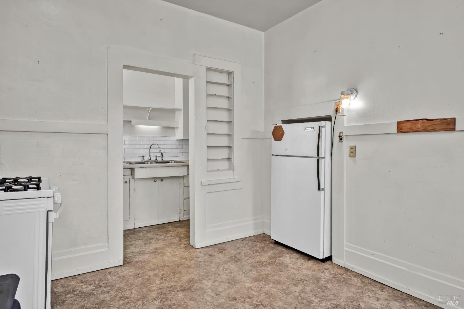 Detail Gallery Image 18 of 66 For 1466 Cooper Rd, Sebastopol,  CA 95472 - 6 Beds | 5/1 Baths