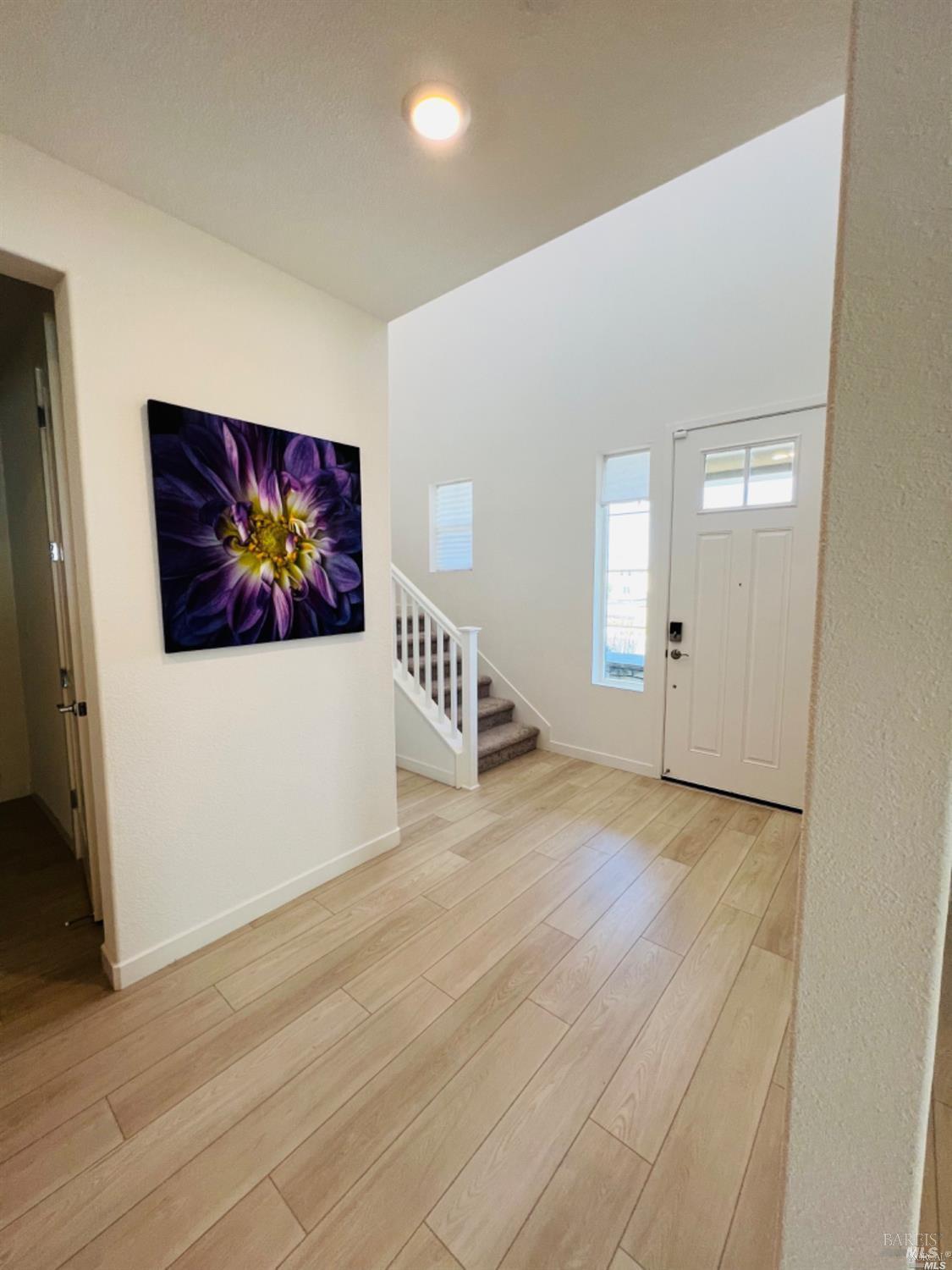 Detail Gallery Image 4 of 17 For 2451 Lake Club Dr, Fairfield,  CA 94533 - 4 Beds | 3/1 Baths