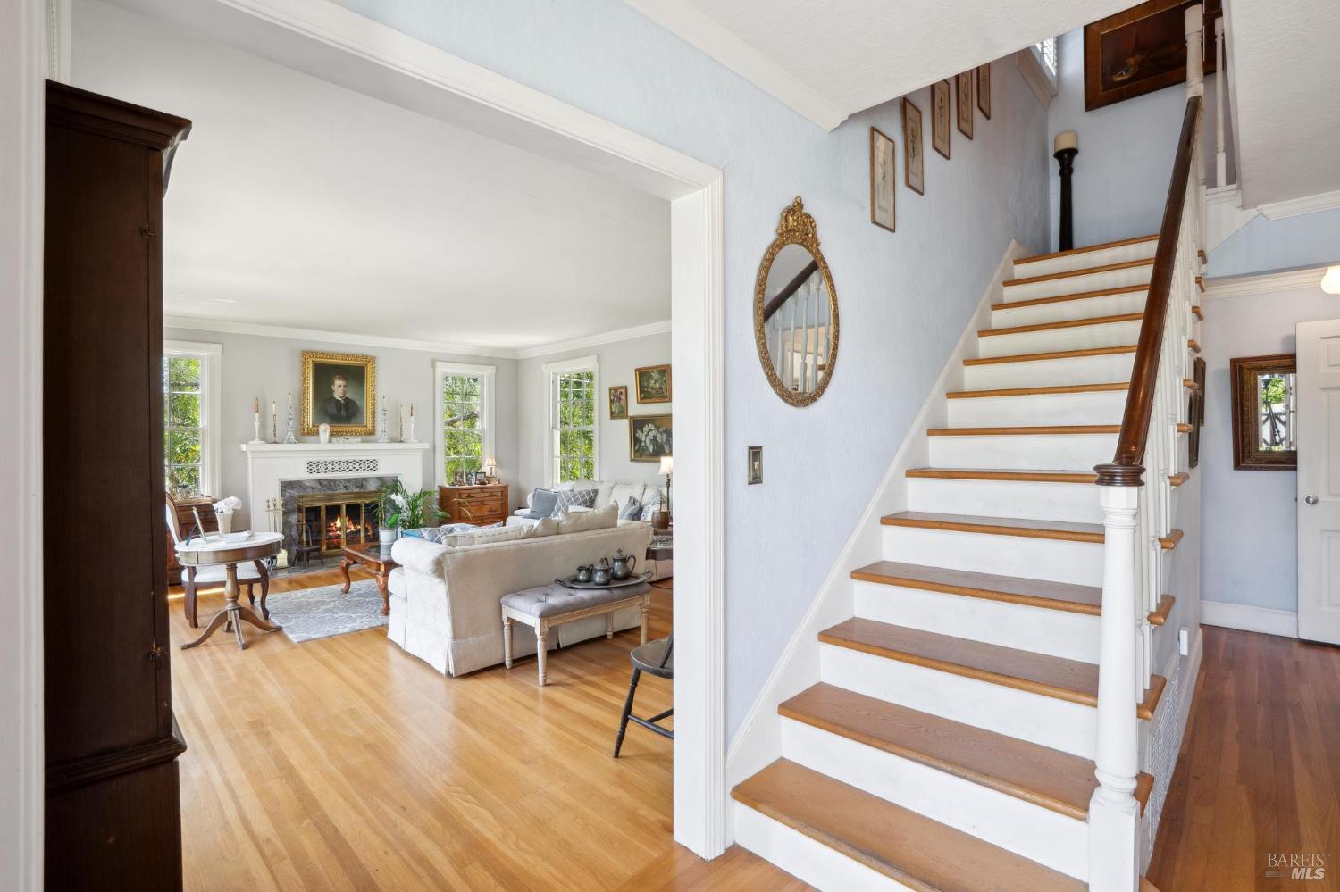 Detail Gallery Image 12 of 75 For 301 Howard St, Petaluma,  CA 94952 - 4 Beds | 3 Baths