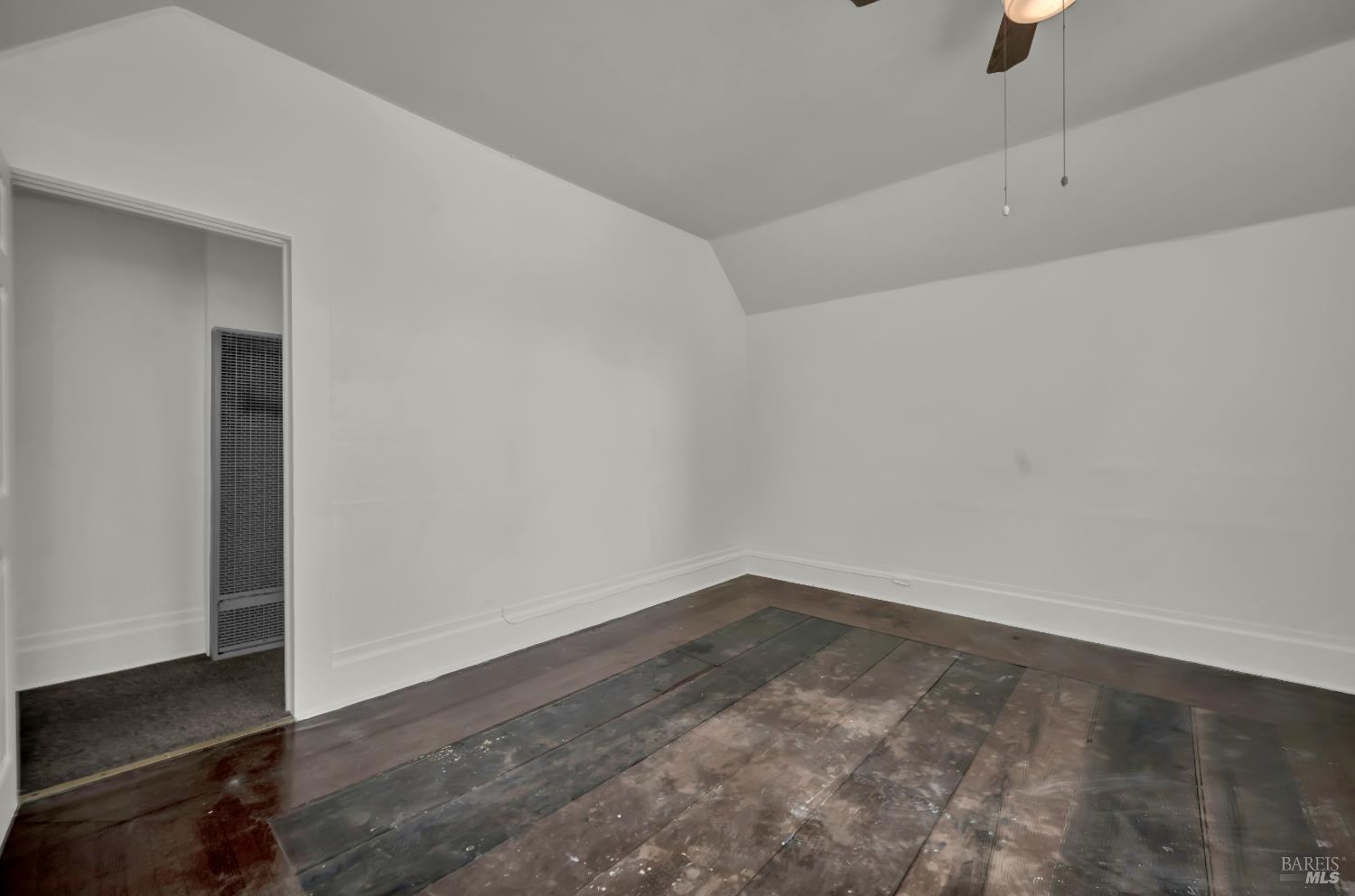 Detail Gallery Image 26 of 66 For 1466 Cooper Rd, Sebastopol,  CA 95472 - 6 Beds | 5/1 Baths