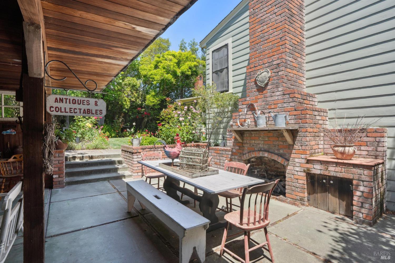 Detail Gallery Image 45 of 75 For 301 Howard St, Petaluma,  CA 94952 - 4 Beds | 3 Baths