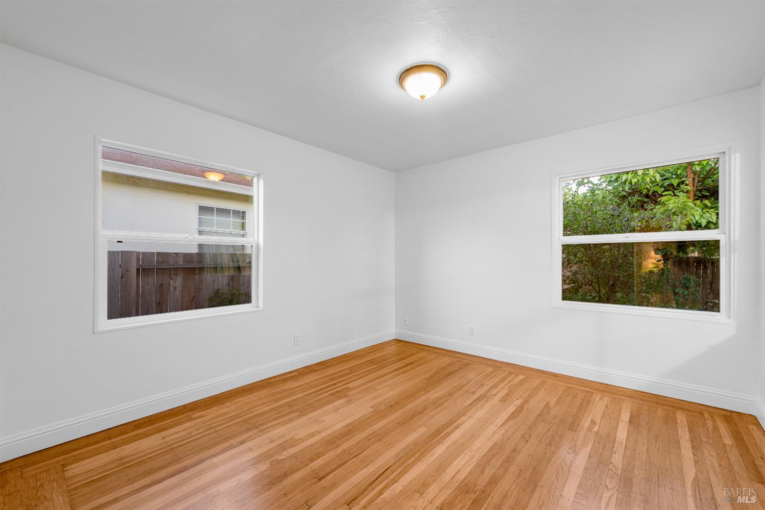 Detail Gallery Image 23 of 35 For 612 Madison St, Petaluma,  CA 94952 - 3 Beds | 2 Baths
