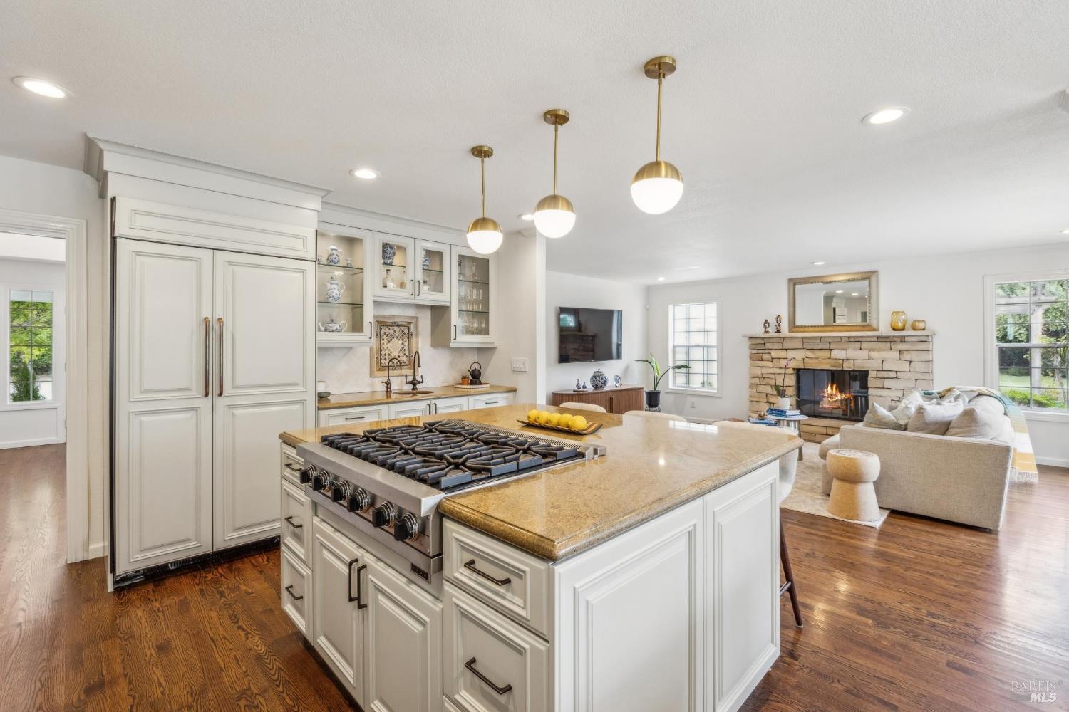 Detail Gallery Image 28 of 98 For 9724 Green Valley Rd, Sebastopol,  CA 95472 - 4 Beds | 3 Baths