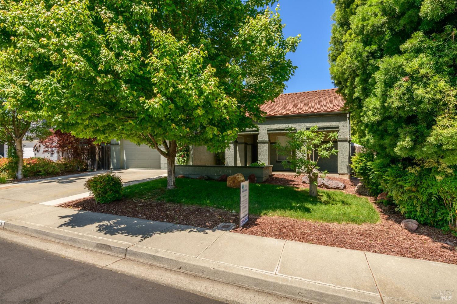 Detail Gallery Image 7 of 54 For 473 Stanford St, Vacaville,  CA 95687 - 4 Beds | 3 Baths
