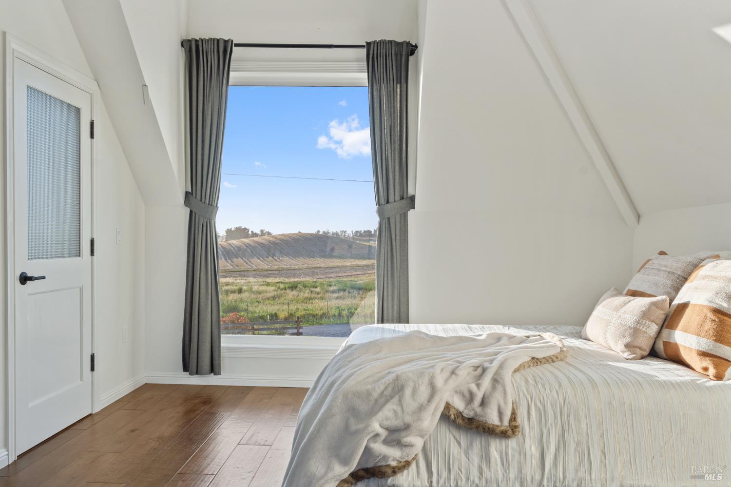 Detail Gallery Image 53 of 79 For 5082 Lakeville Hwy, Petaluma,  CA 94954 - 5 Beds | 4 Baths