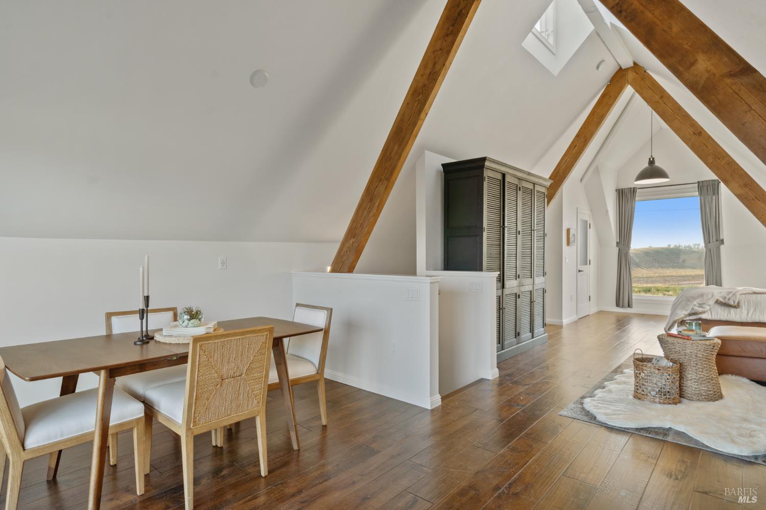 Detail Gallery Image 55 of 79 For 5082 Lakeville Hwy, Petaluma,  CA 94954 - 5 Beds | 4 Baths