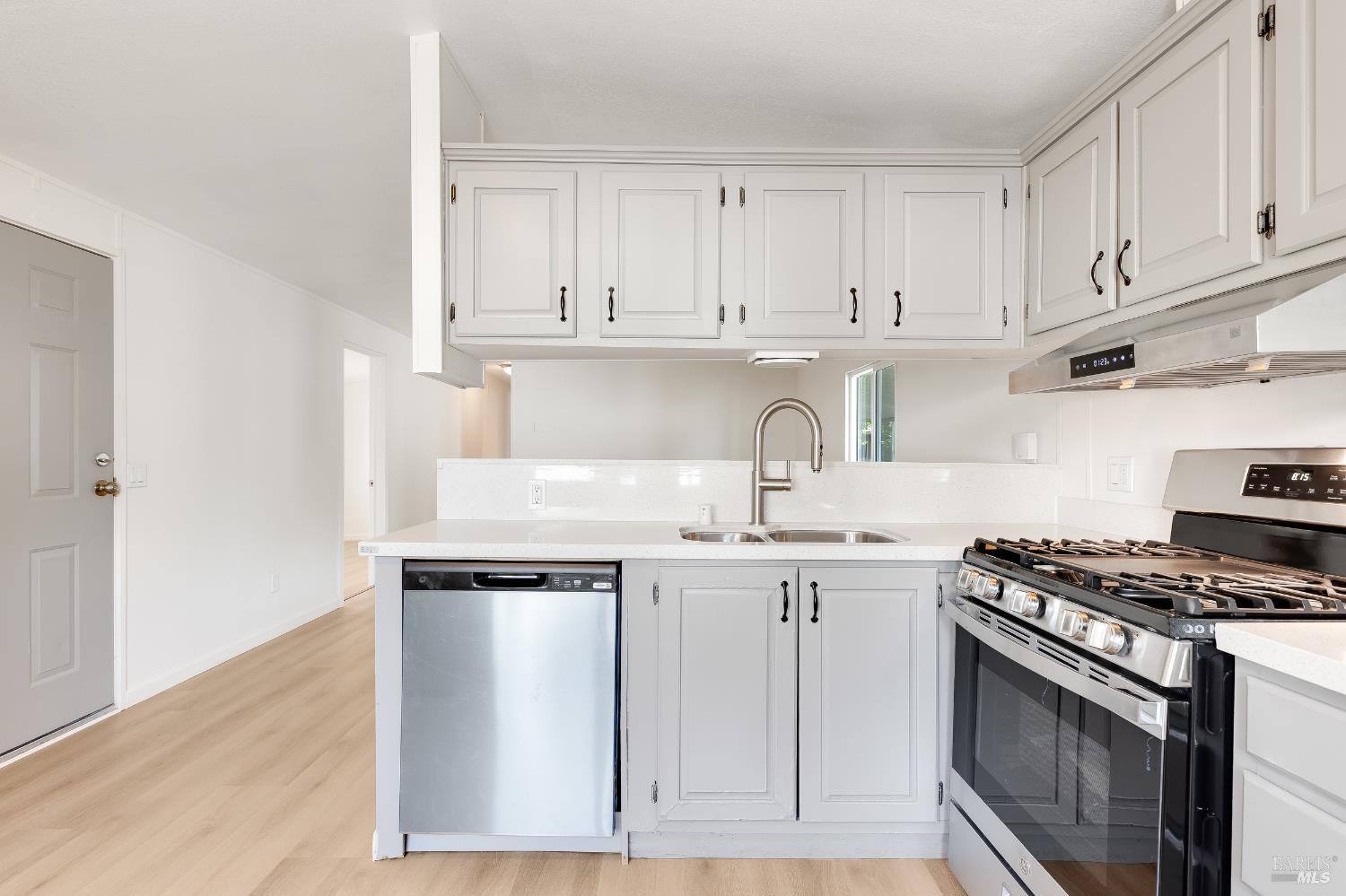 Detail Gallery Image 15 of 46 For 56 the Trees Dr, Concord,  CA 94518 - 2 Beds | 2 Baths