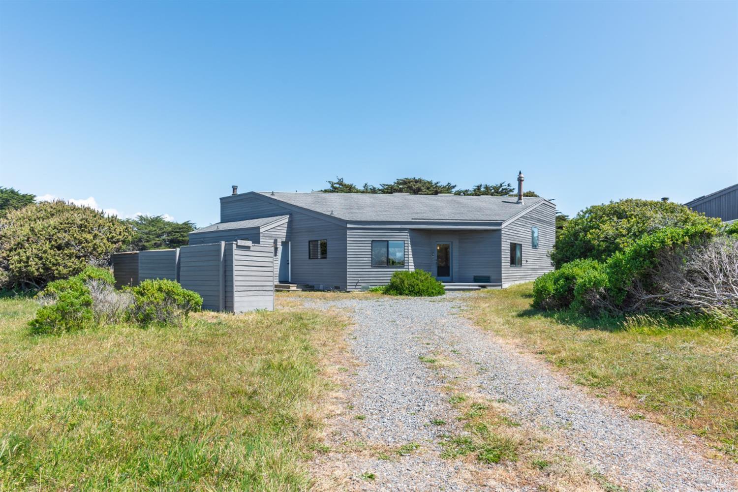 Detail Gallery Image 10 of 36 For 41923 Mizzen Mast Unkn, The Sea Ranch,  CA 95497 - 2 Beds | 2 Baths