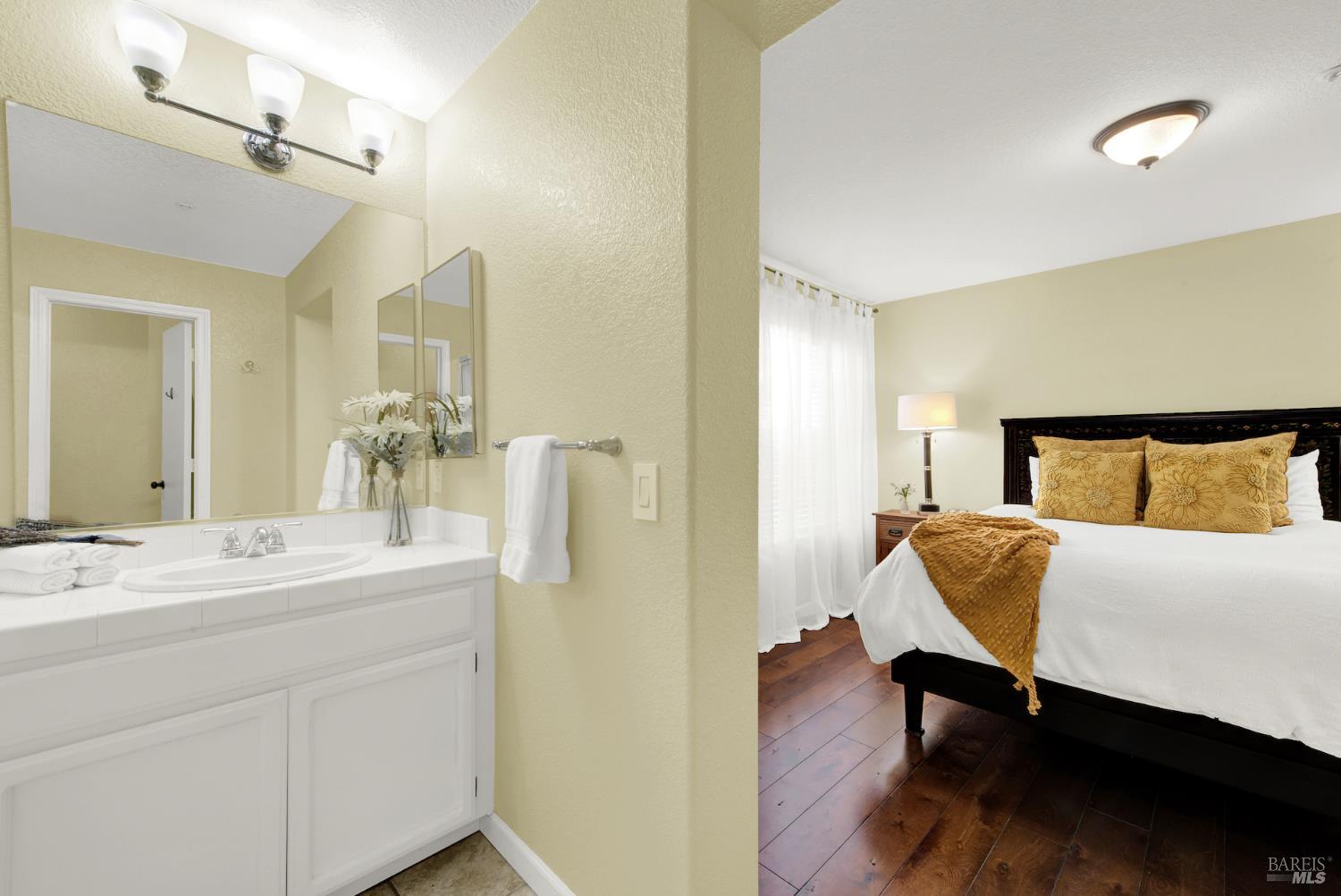 Detail Gallery Image 12 of 31 For 103 Trent Dr, Napa,  CA 94558 - 3 Beds | 2/1 Baths