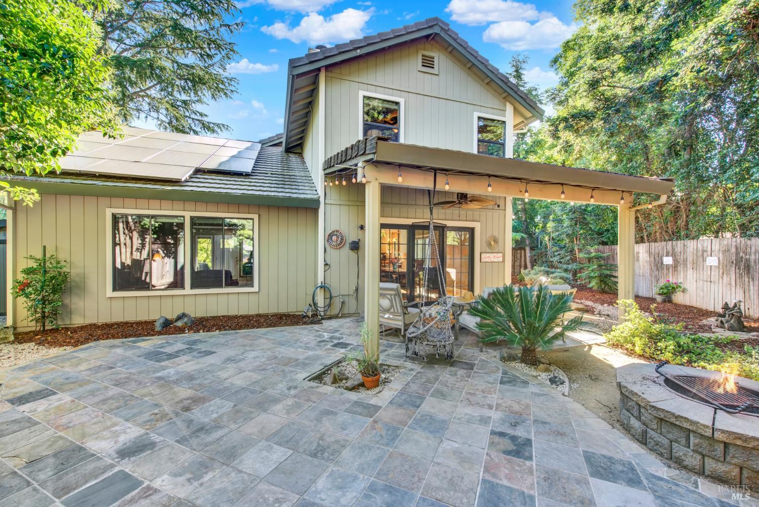 Detail Gallery Image 34 of 46 For 355 Holly Ct, Dixon,  CA 95620 - 3 Beds | 2/1 Baths