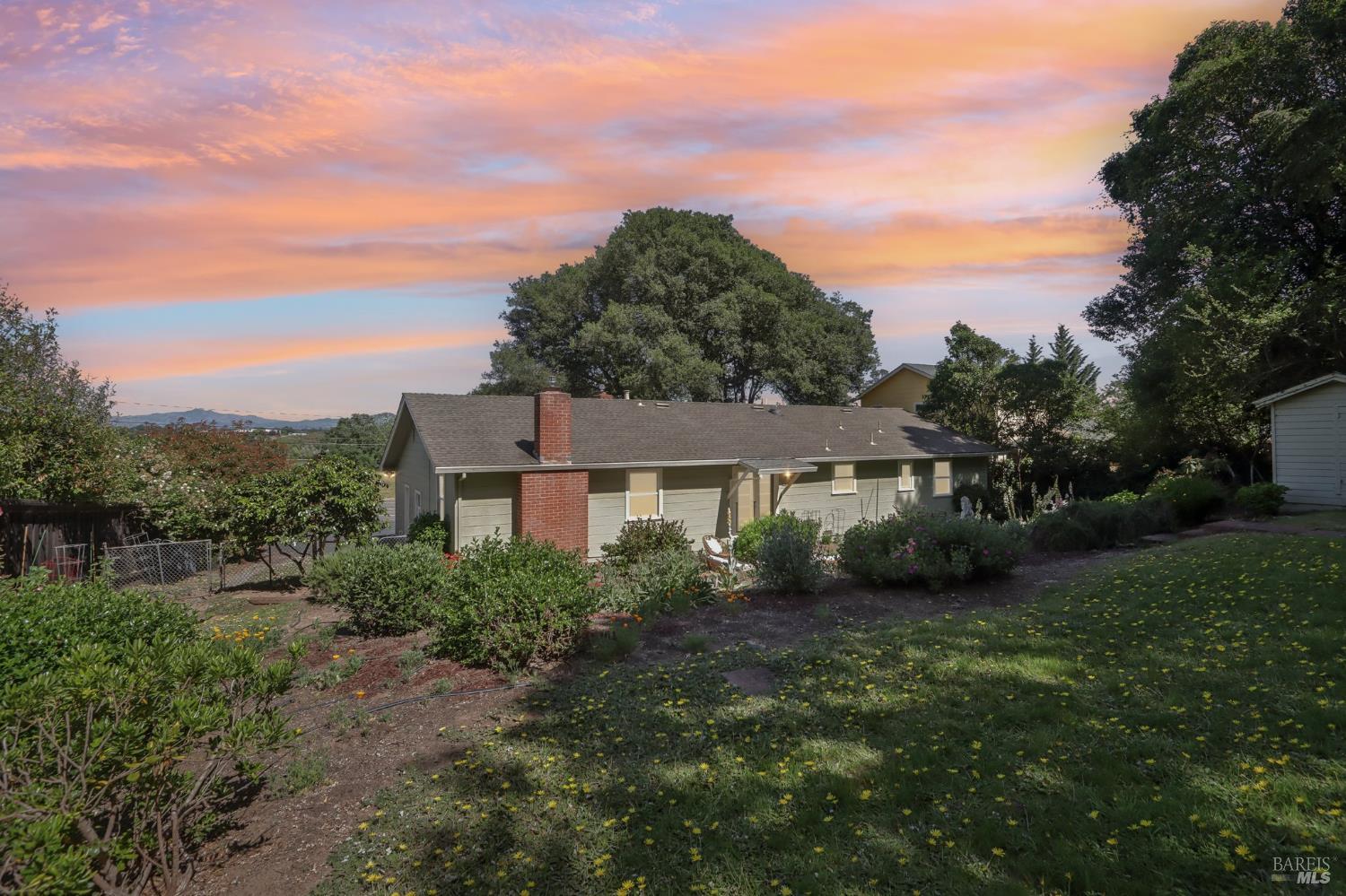 Detail Gallery Image 38 of 60 For 1400 High School Rd, Sebastopol,  CA 95472 - 3 Beds | 2 Baths
