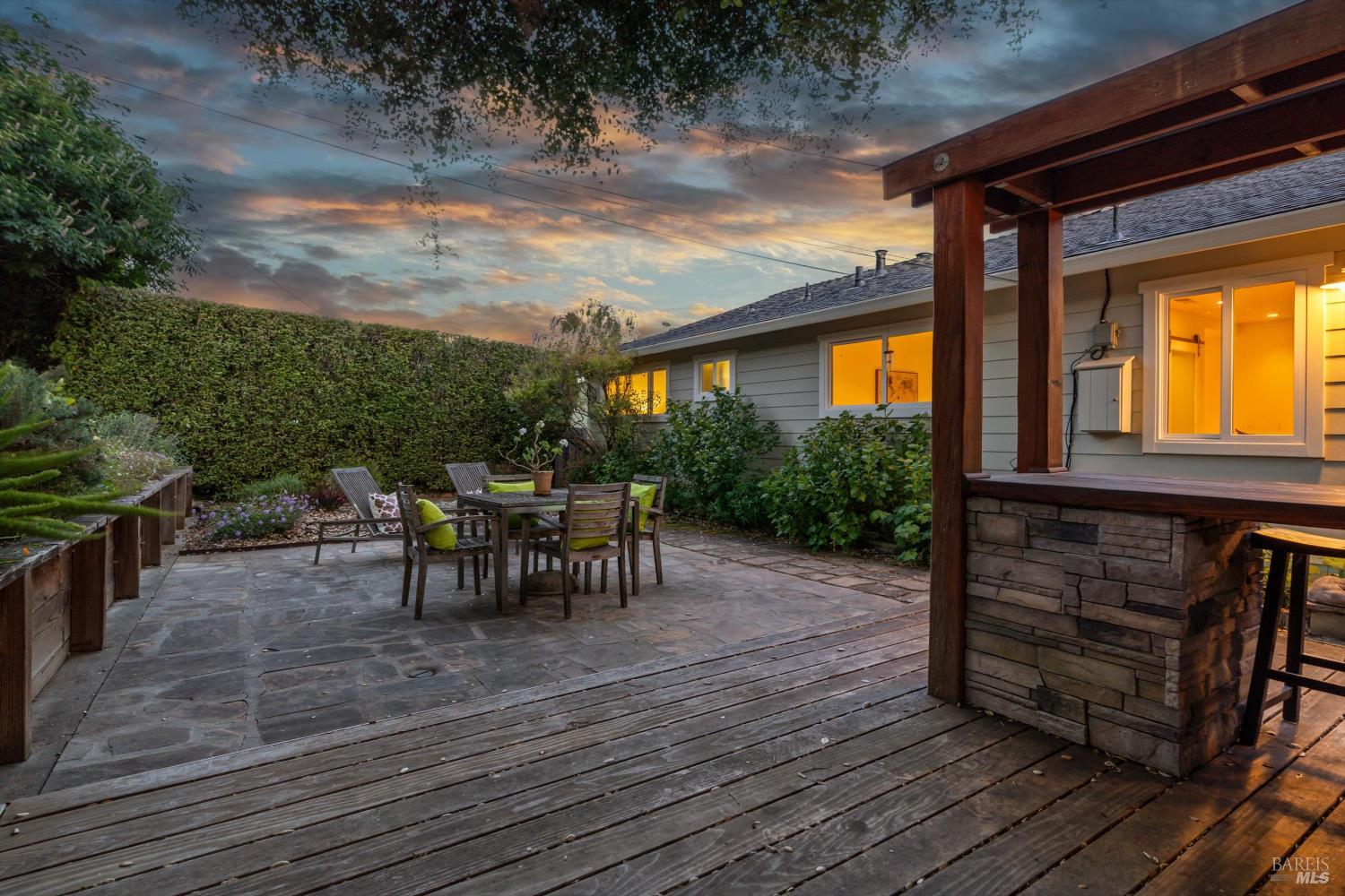 Detail Gallery Image 36 of 56 For 2700 Center Rd, Novato,  CA 94947 - 4 Beds | 3 Baths