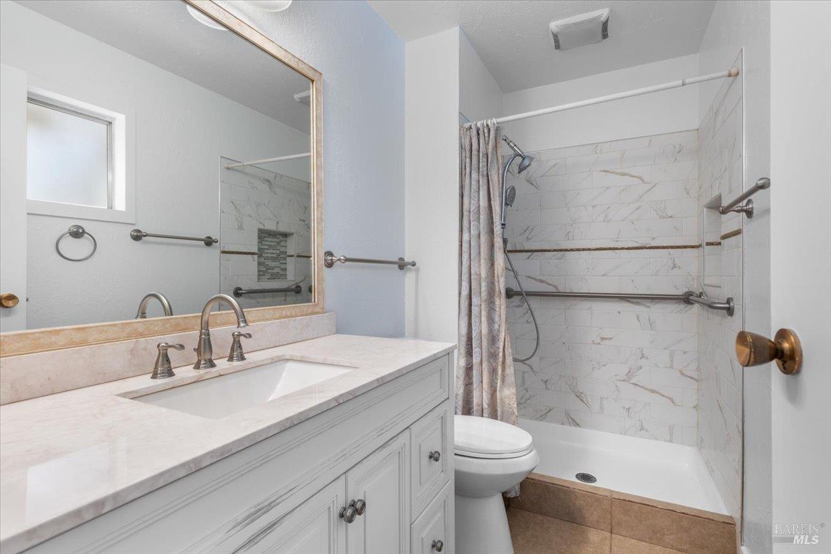 Detail Gallery Image 15 of 24 For 241 Camellia St, Fairfield,  CA 94533 - 3 Beds | 2 Baths