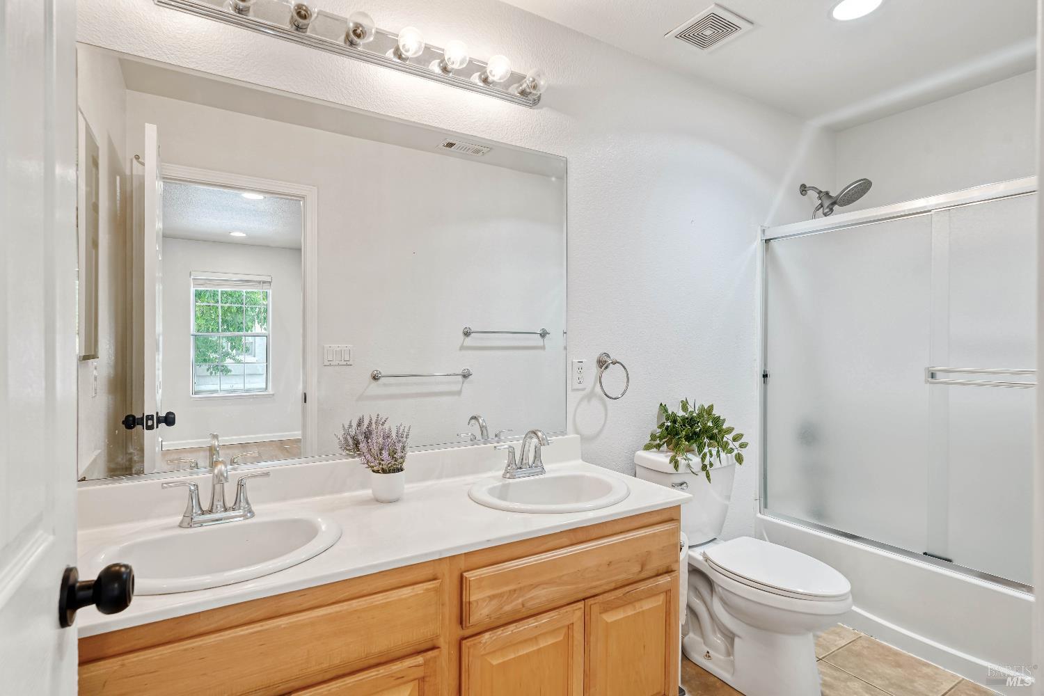 Detail Gallery Image 24 of 58 For 505 Vintage Springs Ct, Fairfield,  CA 94534 - 3 Beds | 2/1 Baths
