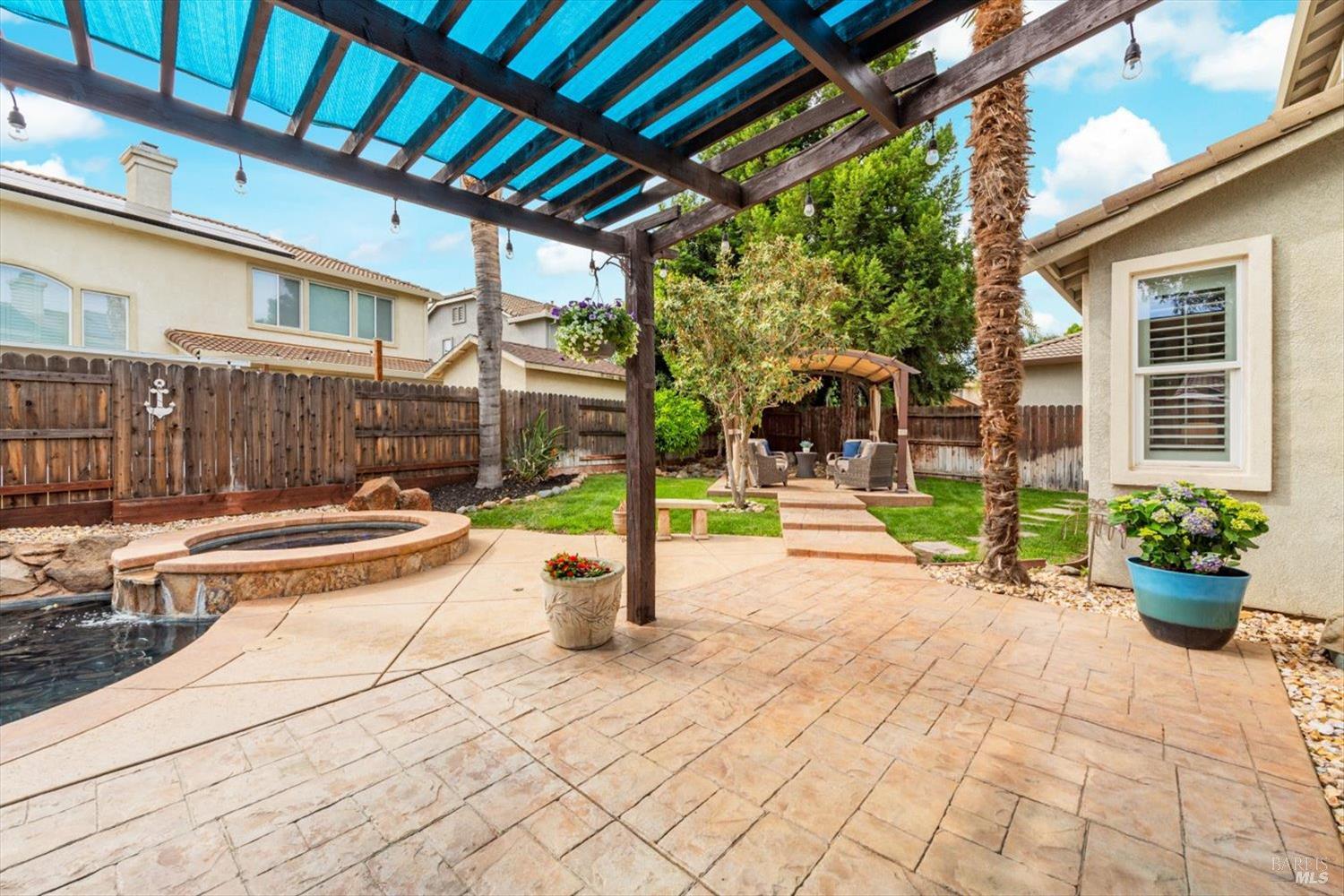 Detail Gallery Image 82 of 99 For 201 Red Pheasant Dr, Vacaville,  CA 95687 - 5 Beds | 3/1 Baths