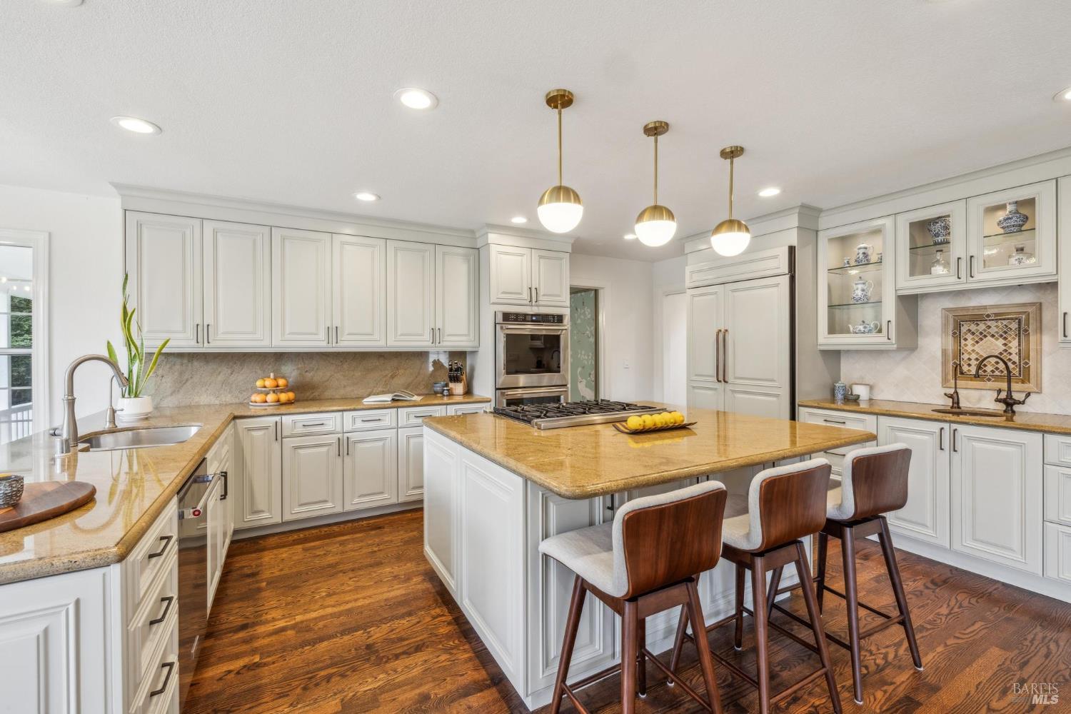 Detail Gallery Image 20 of 98 For 9724 Green Valley Rd, Sebastopol,  CA 95472 - 4 Beds | 3 Baths