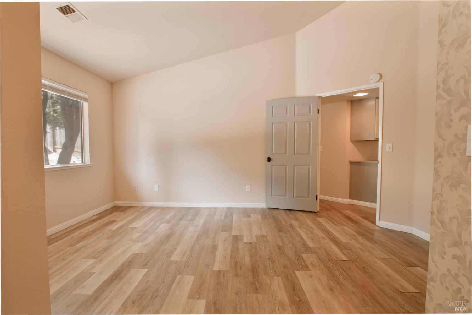 Detail Gallery Image 17 of 30 For 289 Longridge Dr, Vallejo,  CA 94591 - 3 Beds | 2 Baths