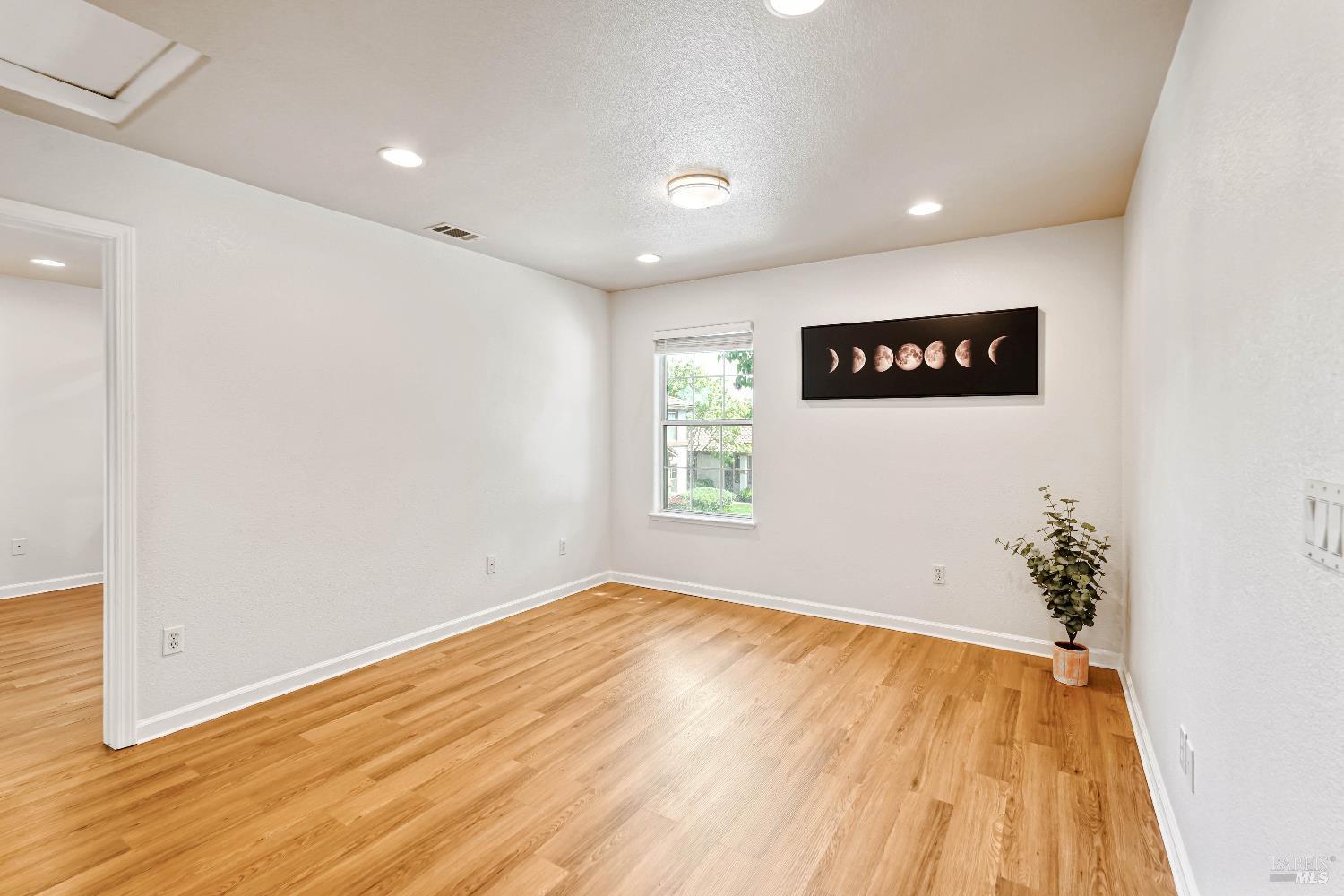 Detail Gallery Image 27 of 58 For 505 Vintage Springs Ct, Fairfield,  CA 94534 - 3 Beds | 2/1 Baths