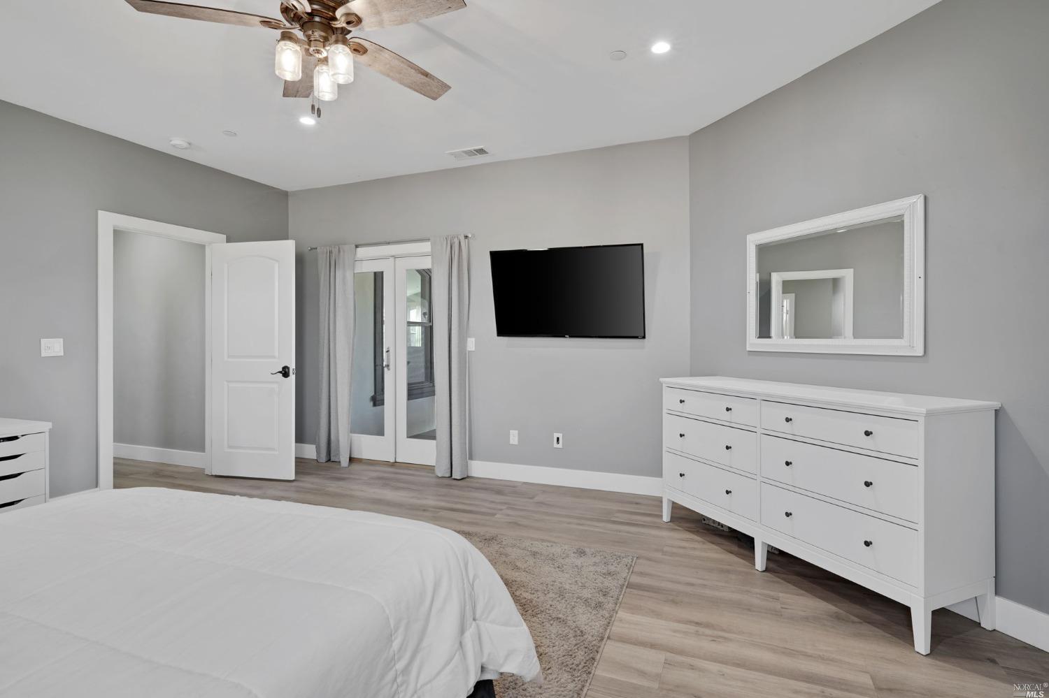 Detail Gallery Image 27 of 45 For 15350 Mustang Ct, Middletown,  CA 95461 - 3 Beds | 2 Baths