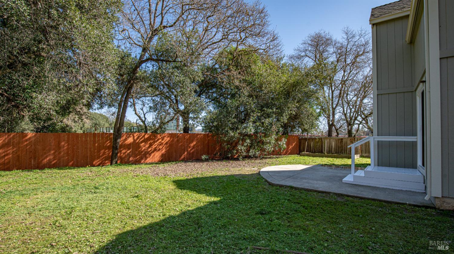 Detail Gallery Image 40 of 41 For 2247 Ironbark Dr, Santa Rosa,  CA 95403 - 3 Beds | 3 Baths