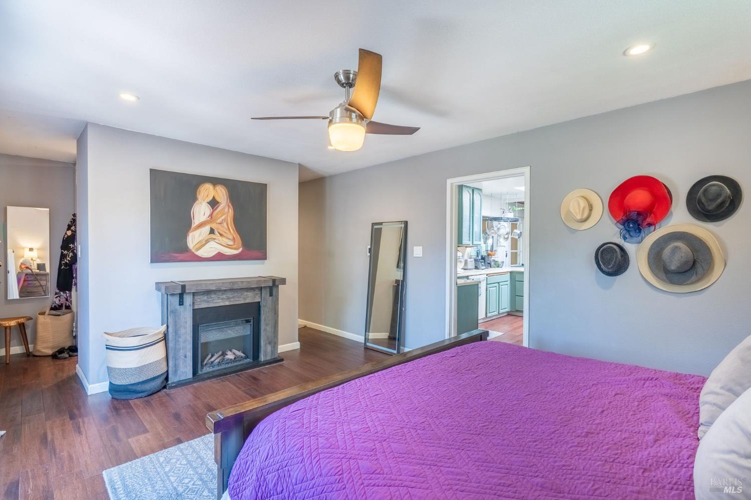 Detail Gallery Image 14 of 43 For 3120 Hermosa Dr, Napa,  CA 94558 - 4 Beds | 2 Baths