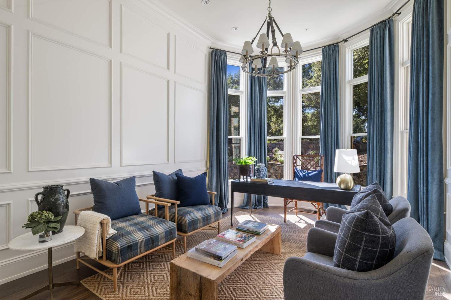 Detail Gallery Image 13 of 33 For 17256 7th St, Sonoma,  CA 95476 - 4 Beds | 3/2 Baths