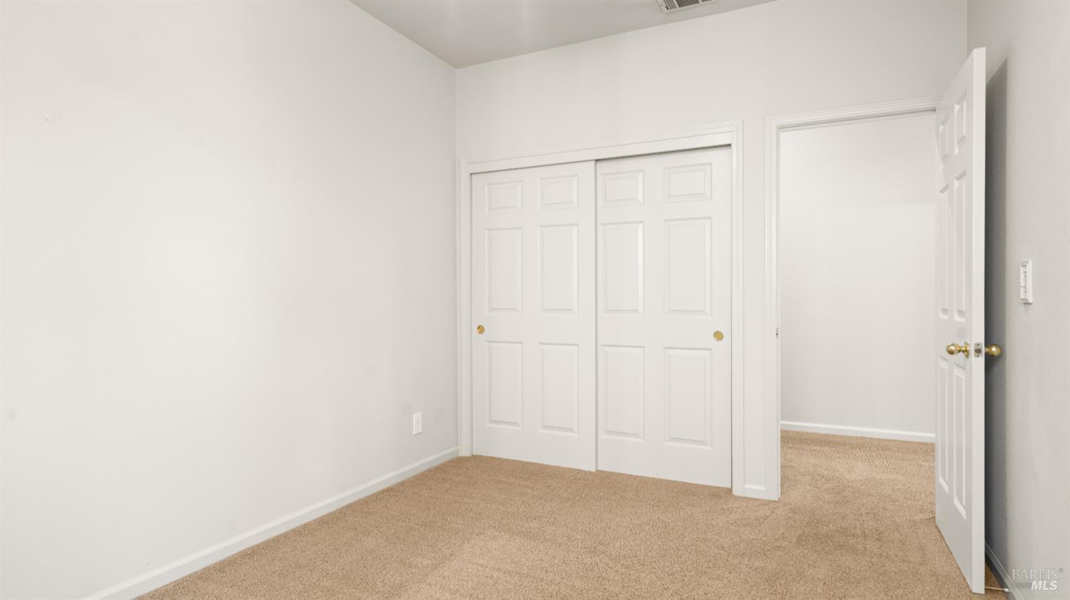 Detail Gallery Image 26 of 35 For 667 Laurelwood Cir, Vacaville,  CA 95687 - 3 Beds | 2 Baths
