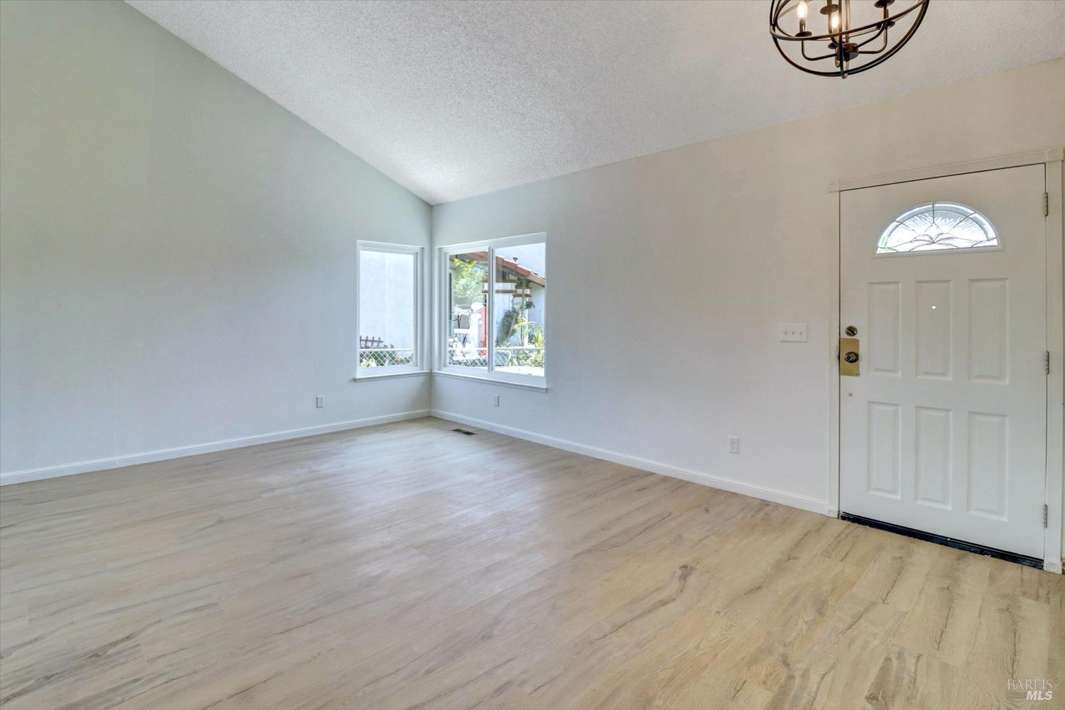 Detail Gallery Image 19 of 29 For 181 Belvedere Ct, Vallejo,  CA 94589 - 4 Beds | 3 Baths