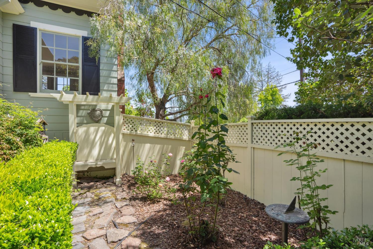 Detail Gallery Image 50 of 75 For 301 Howard St, Petaluma,  CA 94952 - 4 Beds | 3 Baths