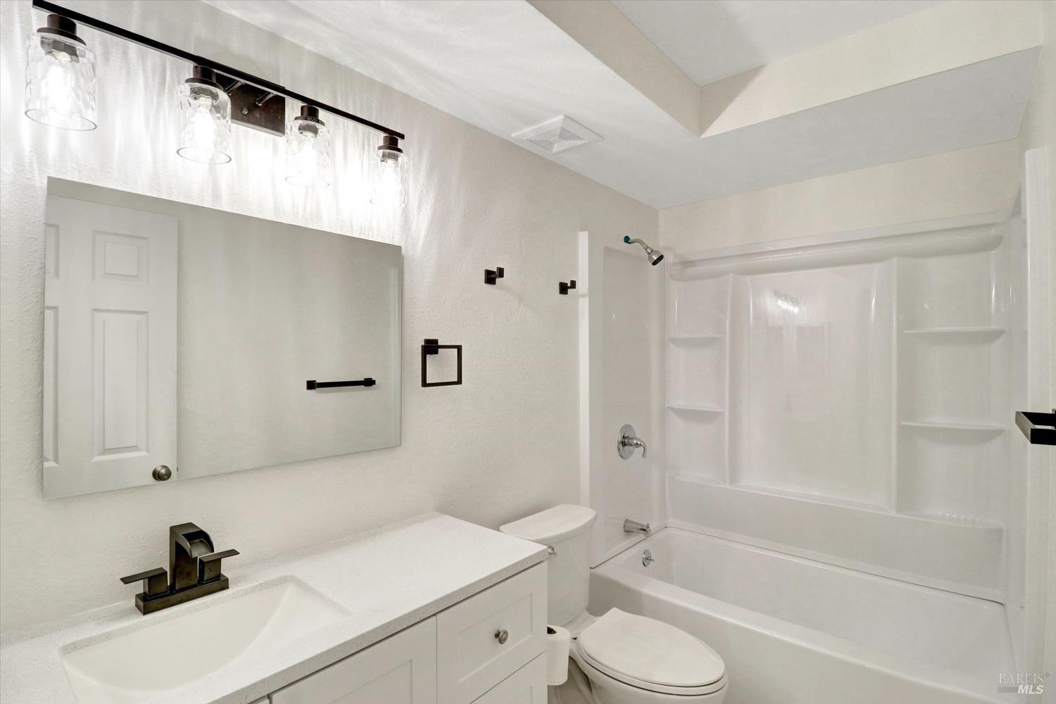 Detail Gallery Image 26 of 29 For 181 Belvedere Ct, Vallejo,  CA 94589 - 4 Beds | 3 Baths
