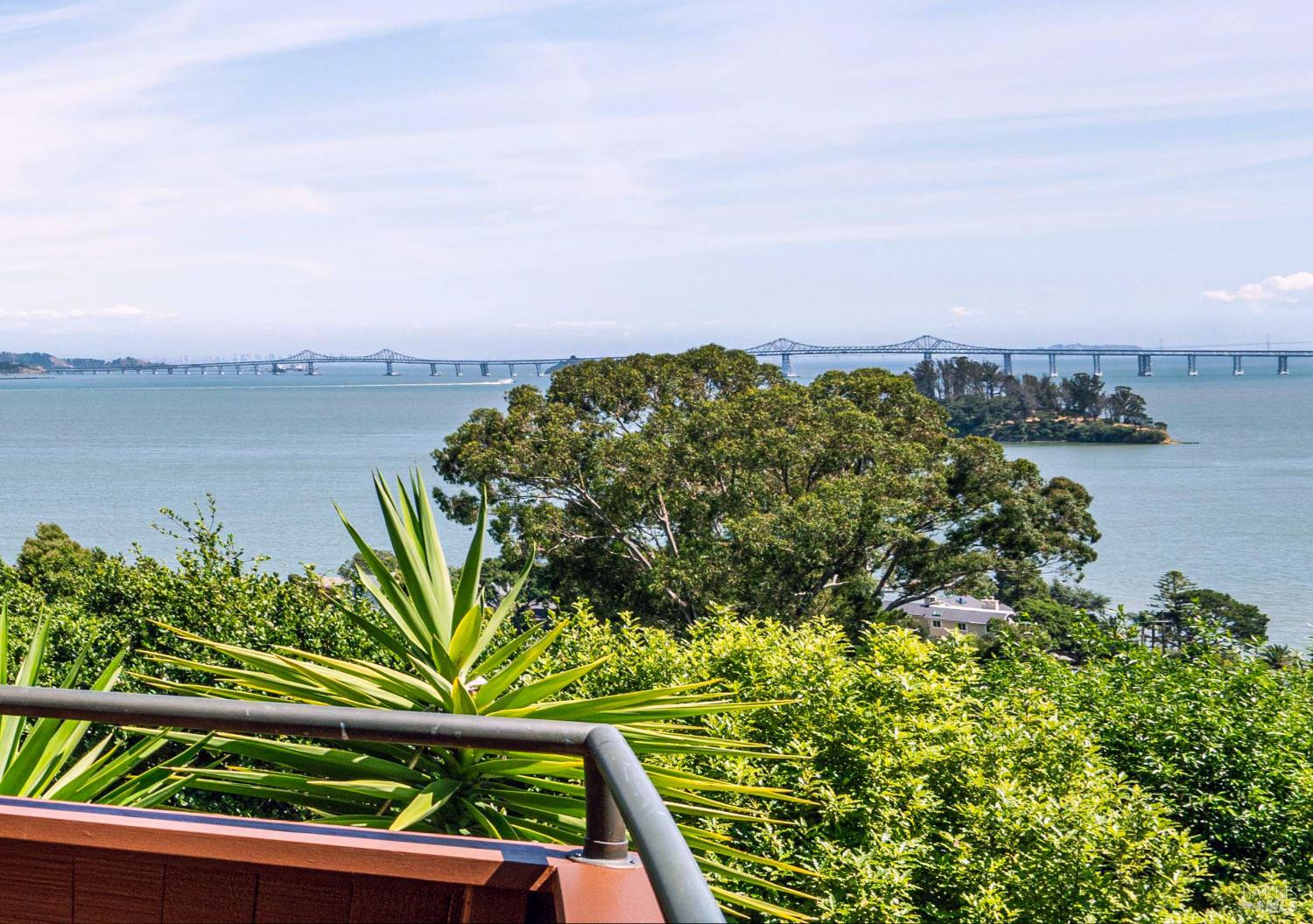 Detail Gallery Image 63 of 83 For 125 Bayview Dr, San Rafael,  CA 94901 - 2 Beds | 3/1 Baths