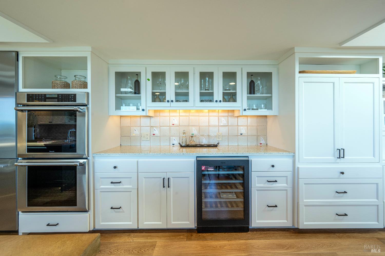 Detail Gallery Image 34 of 83 For 125 Bayview Dr, San Rafael,  CA 94901 - 2 Beds | 3/1 Baths