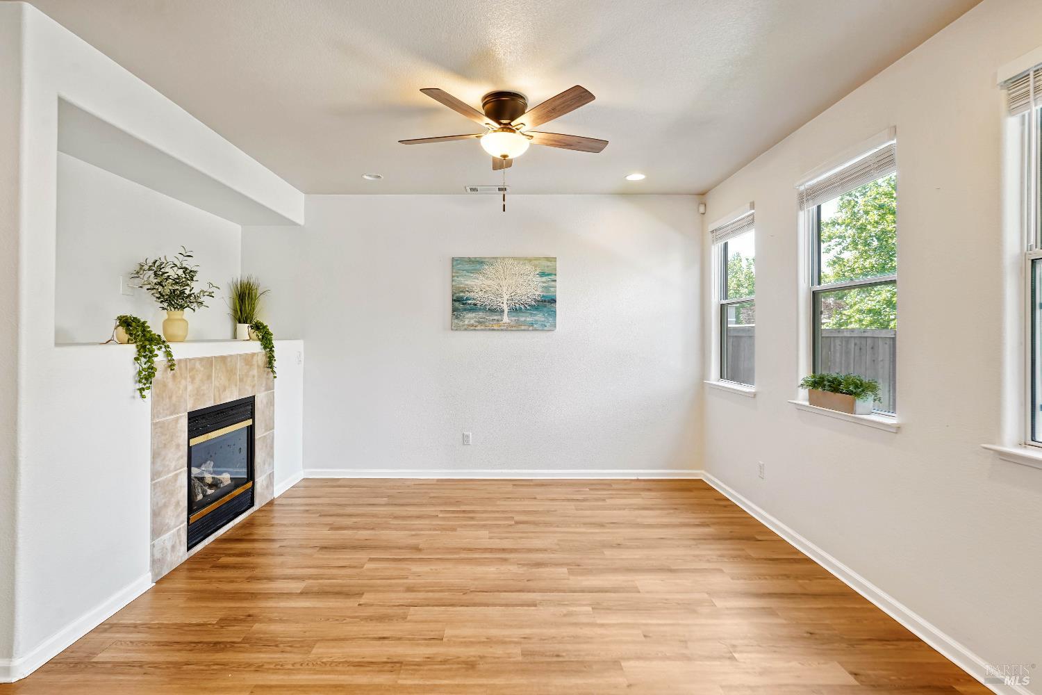 Detail Gallery Image 10 of 58 For 505 Vintage Springs Ct, Fairfield,  CA 94534 - 3 Beds | 2/1 Baths
