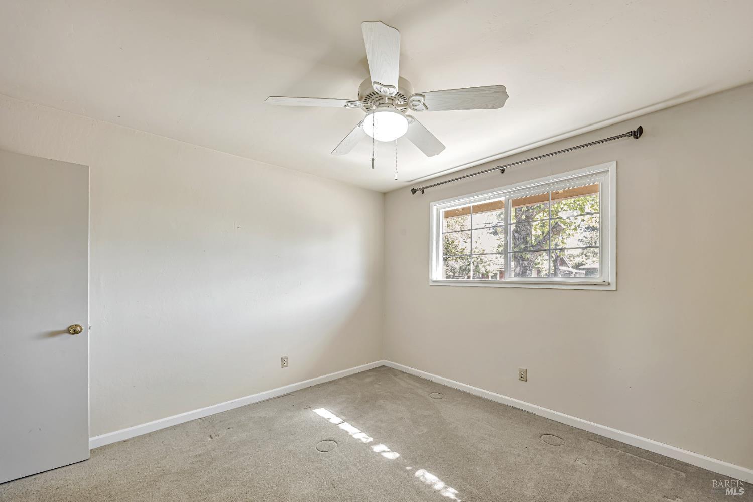 Detail Gallery Image 25 of 44 For 2711 Iroquois St, Santa Rosa,  CA 95403 - 3 Beds | 2 Baths