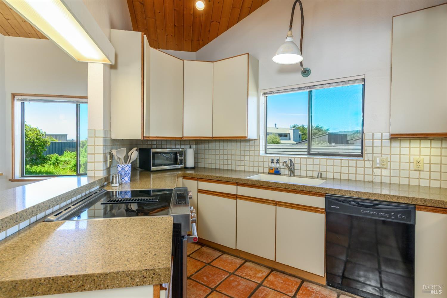 Detail Gallery Image 16 of 36 For 41923 Mizzen Mast Unkn, The Sea Ranch,  CA 95497 - 2 Beds | 2 Baths