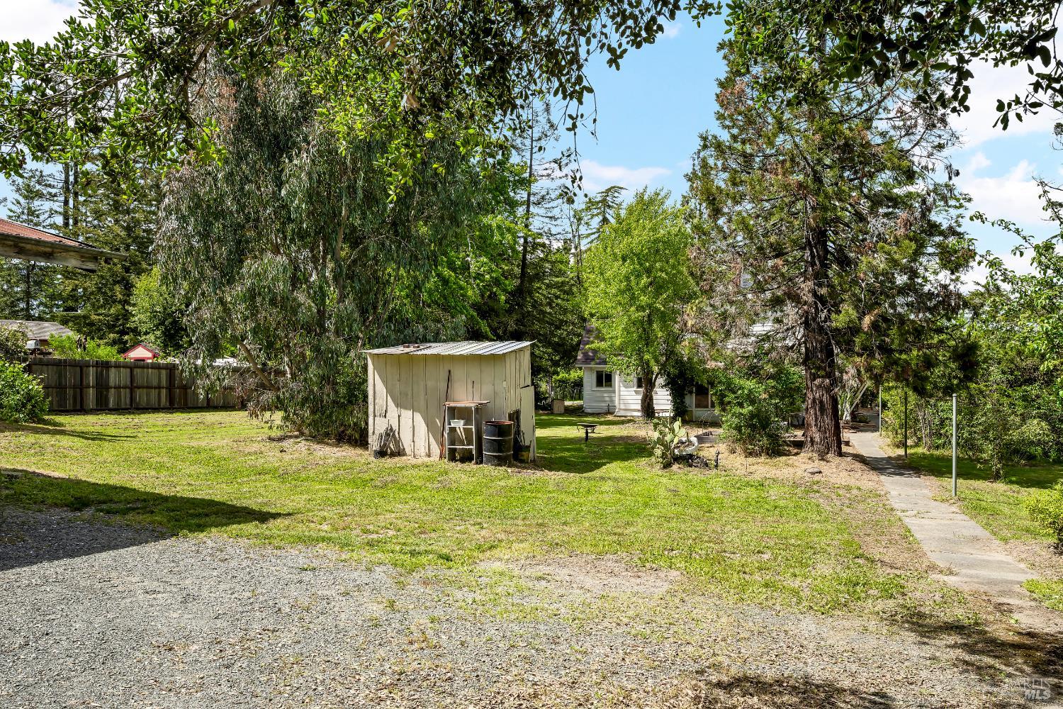 Detail Gallery Image 53 of 66 For 1466 Cooper Rd, Sebastopol,  CA 95472 - 6 Beds | 5/1 Baths