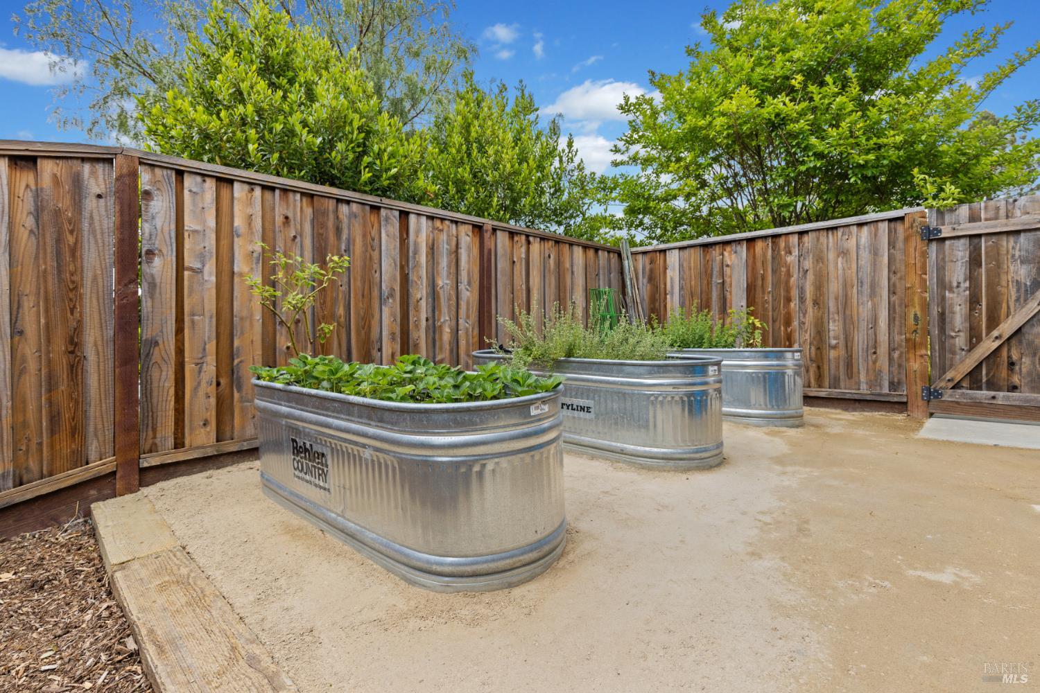 Detail Gallery Image 58 of 62 For 3393 Lake Park Ct, Santa Rosa,  CA 95403 - 5 Beds | 4/1 Baths