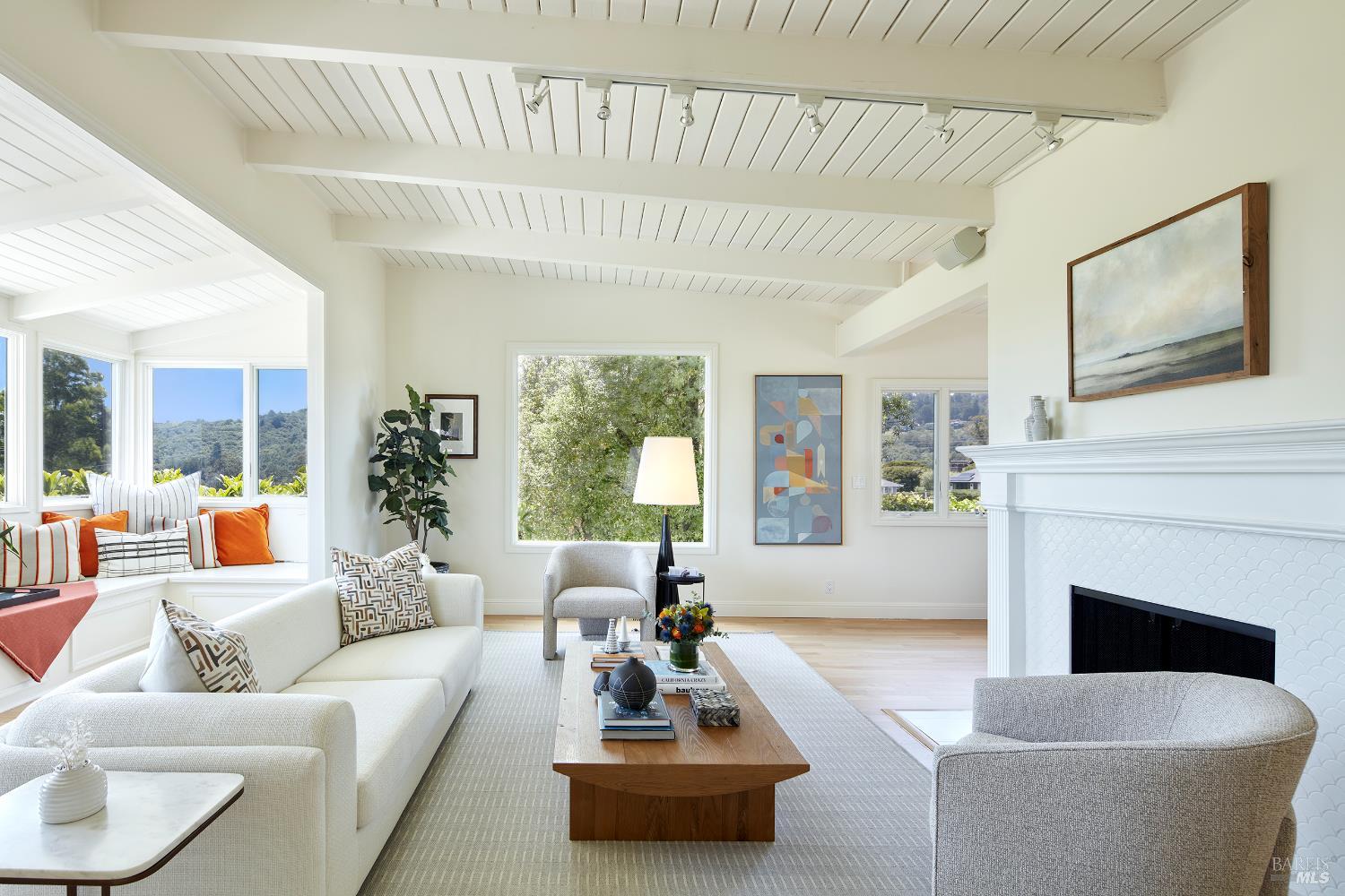 Detail Gallery Image 1 of 42 For 64 Edgewood Ave, Mill Valley,  CA 94941 - 3 Beds | 2 Baths