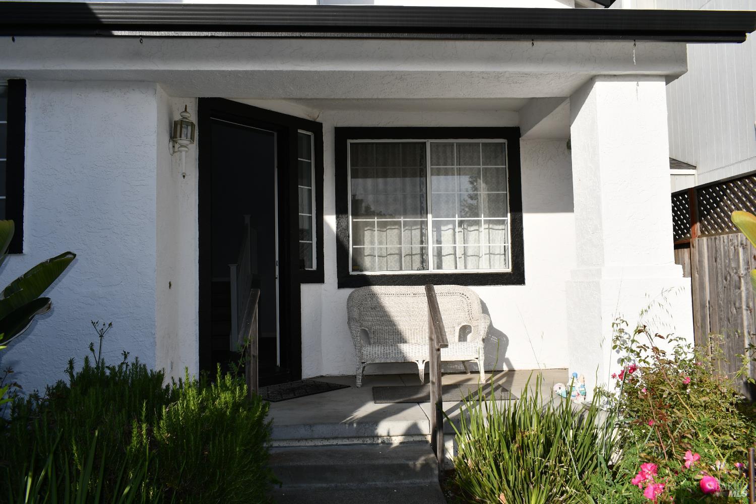 Detail Gallery Image 4 of 19 For 2630 Arrowhead Dr, Santa Rosa,  CA 95407 - 4 Beds | 3 Baths
