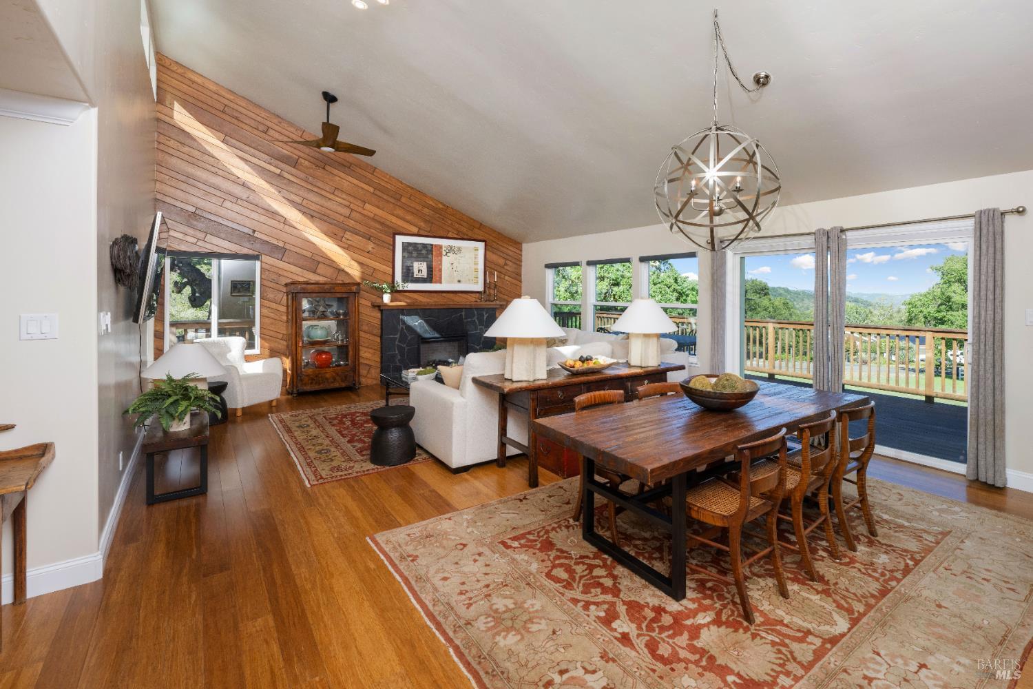 Detail Gallery Image 9 of 50 For 4878 Grove St, Sonoma,  CA 95476 - 4 Beds | 2/2 Baths