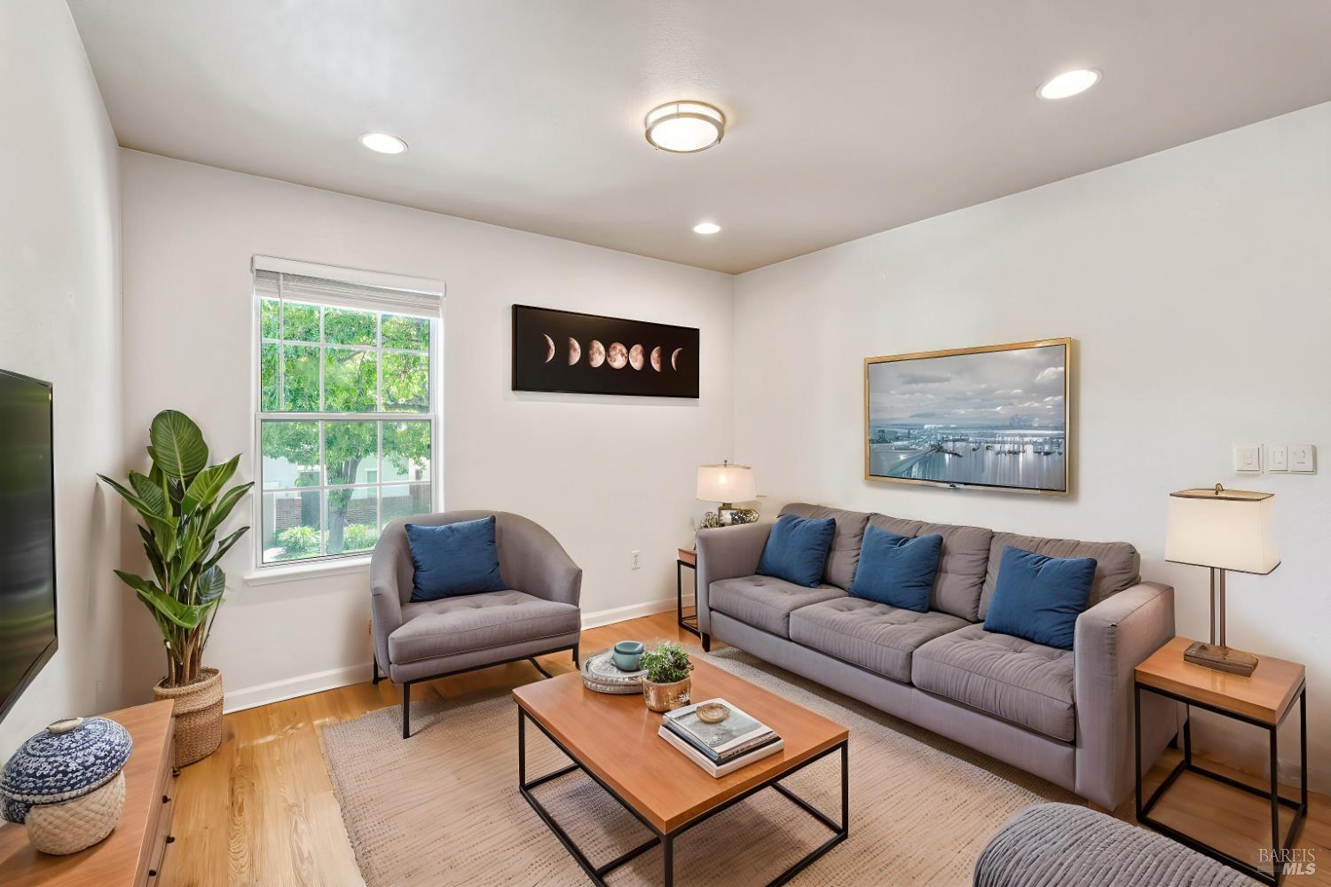 Detail Gallery Image 26 of 58 For 505 Vintage Springs Ct, Fairfield,  CA 94534 - 3 Beds | 2/1 Baths