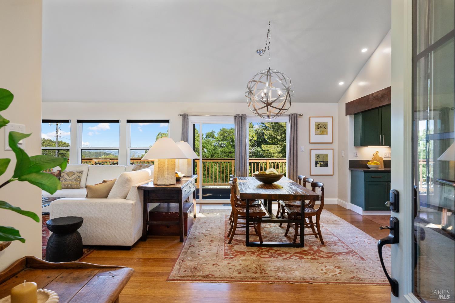Detail Gallery Image 7 of 50 For 4878 Grove St, Sonoma,  CA 95476 - 4 Beds | 2/2 Baths