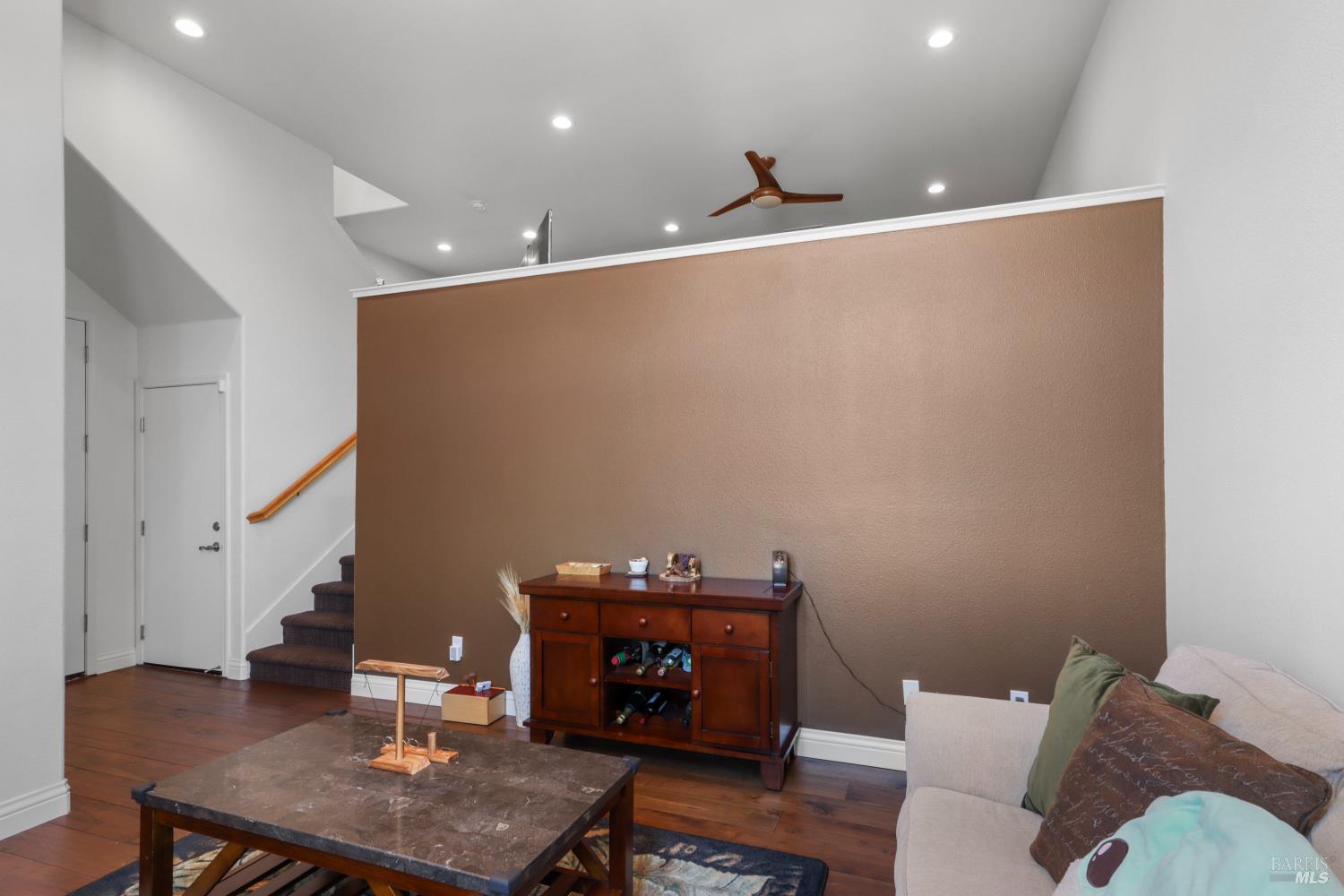 Detail Gallery Image 7 of 34 For 180 San Fernando St, San Pablo,  CA 94806 - 3 Beds | 2/1 Baths