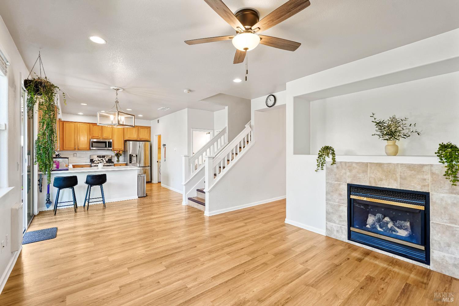 Detail Gallery Image 13 of 58 For 505 Vintage Springs Ct, Fairfield,  CA 94534 - 3 Beds | 2/1 Baths