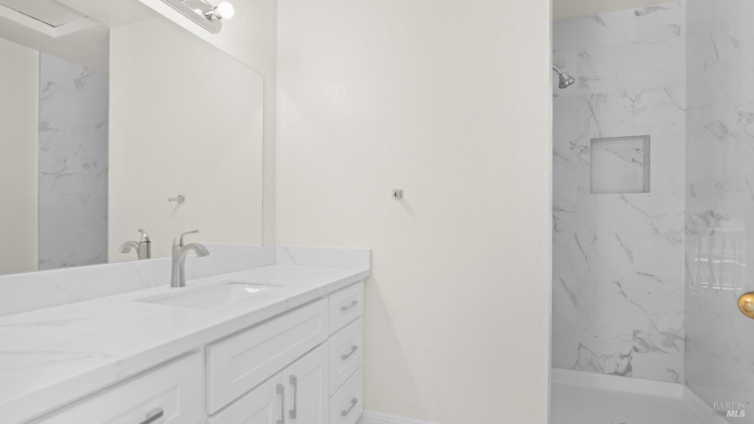 Detail Gallery Image 30 of 41 For 2247 Ironbark Dr, Santa Rosa,  CA 95403 - 3 Beds | 3 Baths