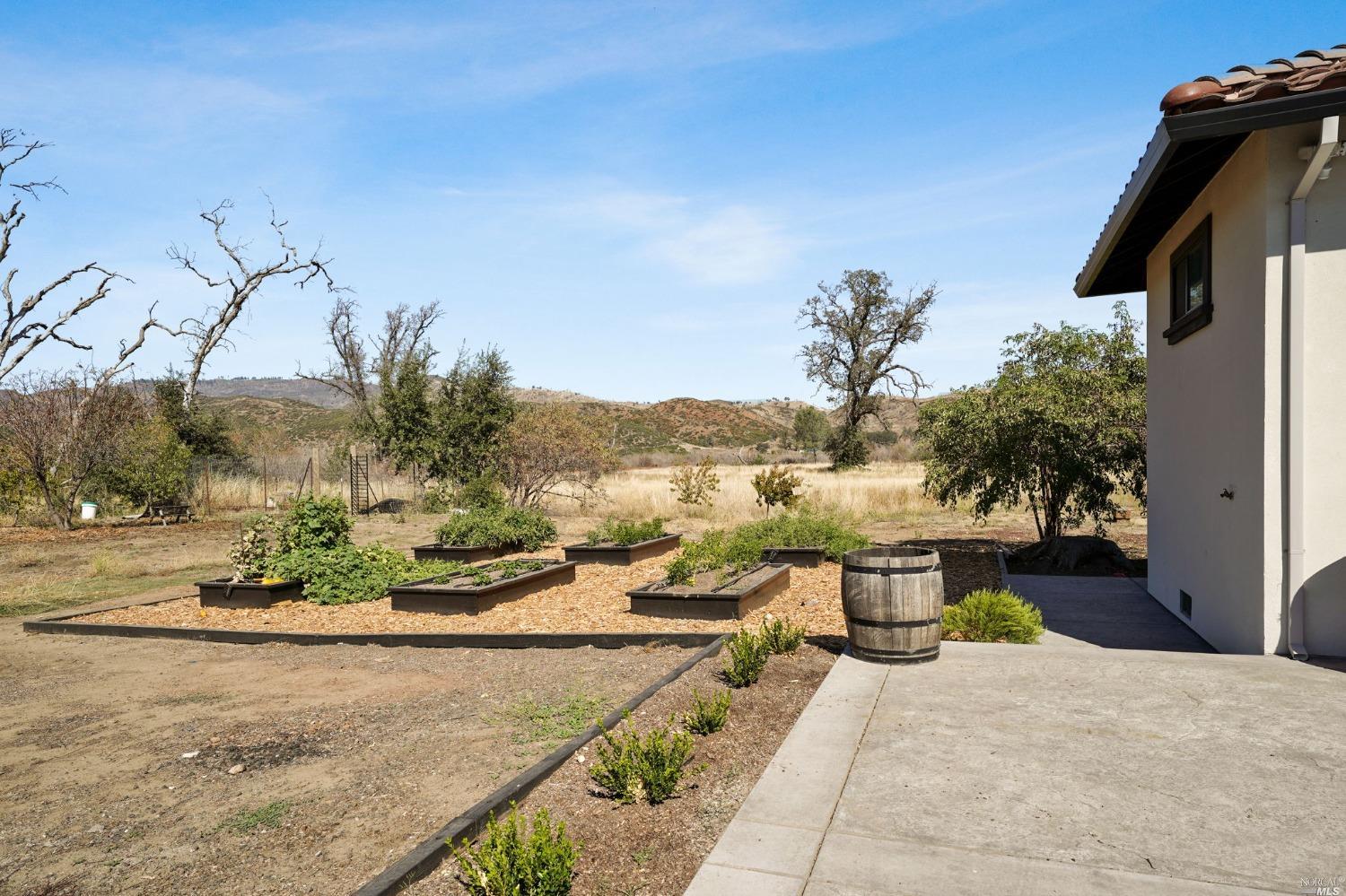 Detail Gallery Image 36 of 45 For 15350 Mustang Ct, Middletown,  CA 95461 - 3 Beds | 2 Baths