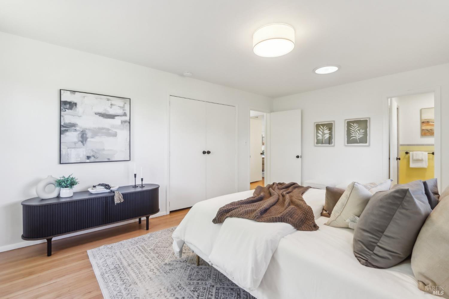 Detail Gallery Image 19 of 60 For 1400 High School Rd, Sebastopol,  CA 95472 - 3 Beds | 2 Baths
