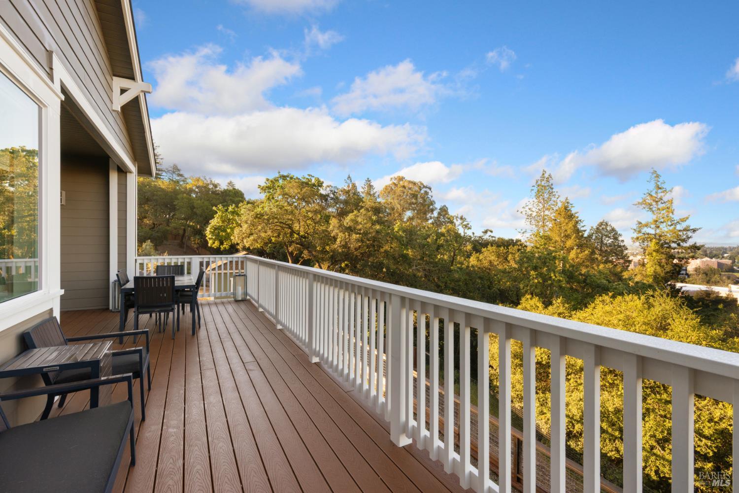 Detail Gallery Image 47 of 62 For 3393 Lake Park Ct, Santa Rosa,  CA 95403 - 5 Beds | 4/1 Baths