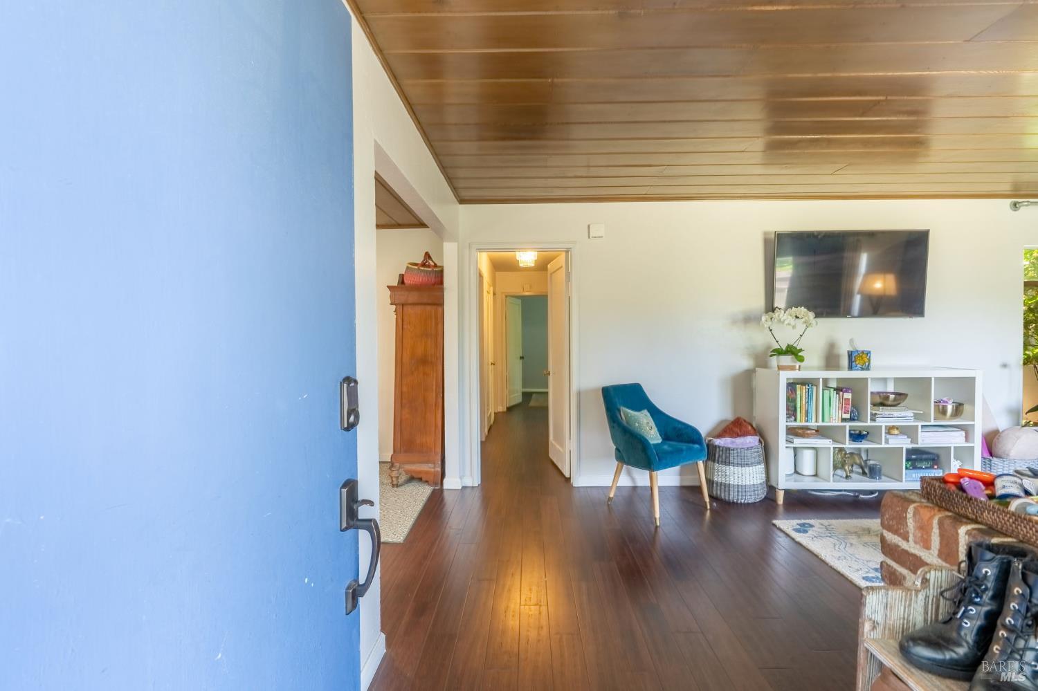 Detail Gallery Image 5 of 43 For 3120 Hermosa Dr, Napa,  CA 94558 - 4 Beds | 2 Baths